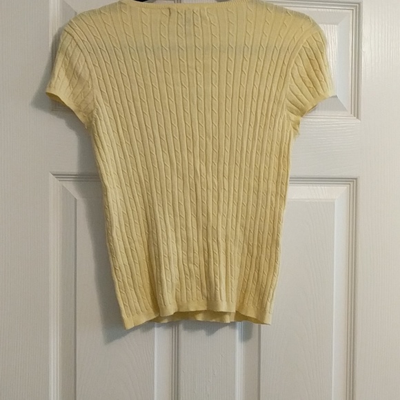 Yellow Knit Type Shirt - Picture 3 of 4